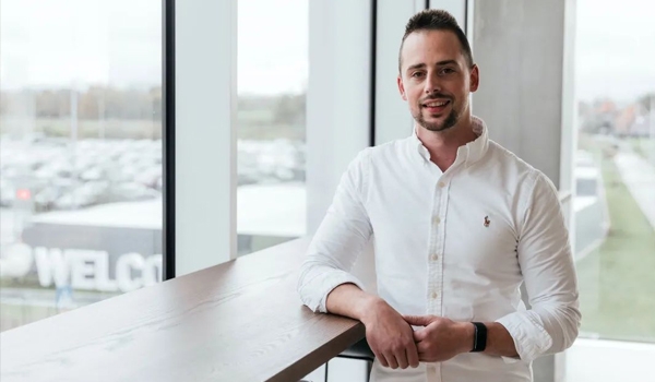 新闻 008PG国际--我们又增添了挖掘装载机的零部件